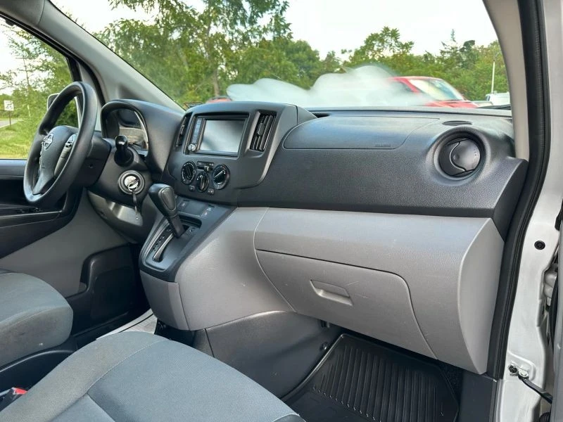 2020 Nissan NV - Image 12 of 12
