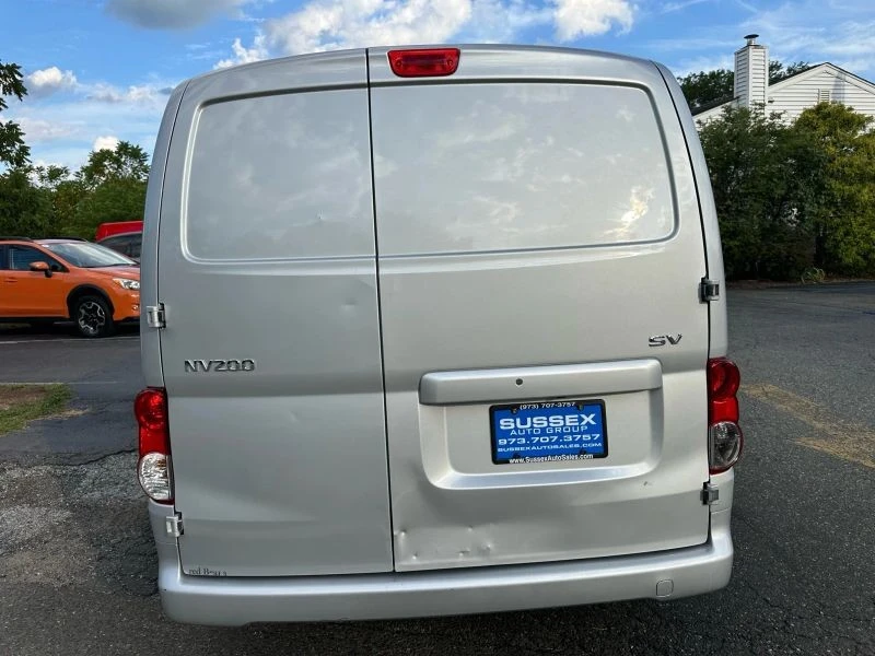2020 Nissan NV - Image 5 of 12