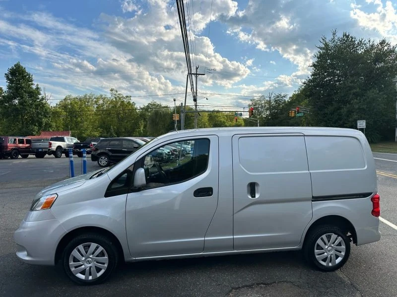 2020 Nissan NV - Image 7 of 12