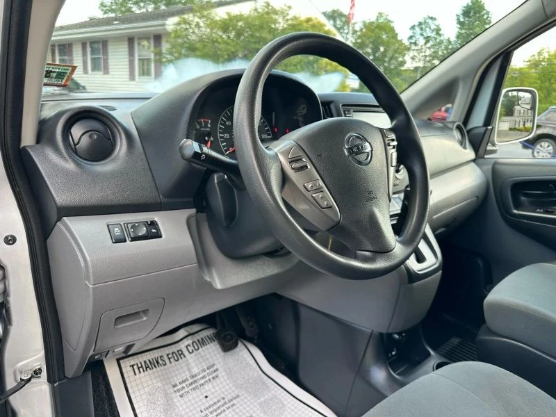 2020 Nissan NV - Image 10 of 12