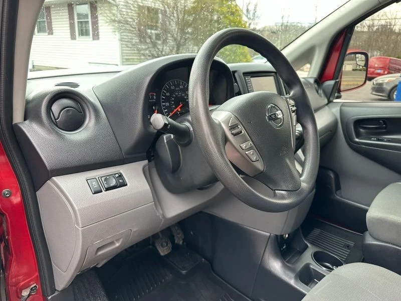 2020 Nissan NV - Image 10 of 12
