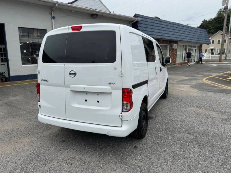 2020 Nissan NV - Image 10 of 12