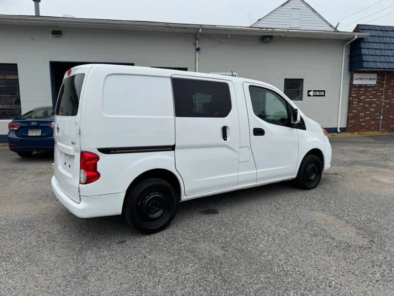 2020 Nissan NV - Image 8 of 12