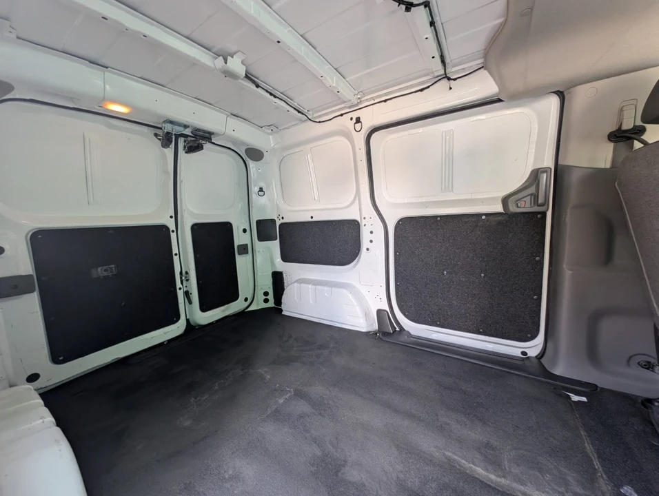 2020 Nissan NV - Image 11 of 12