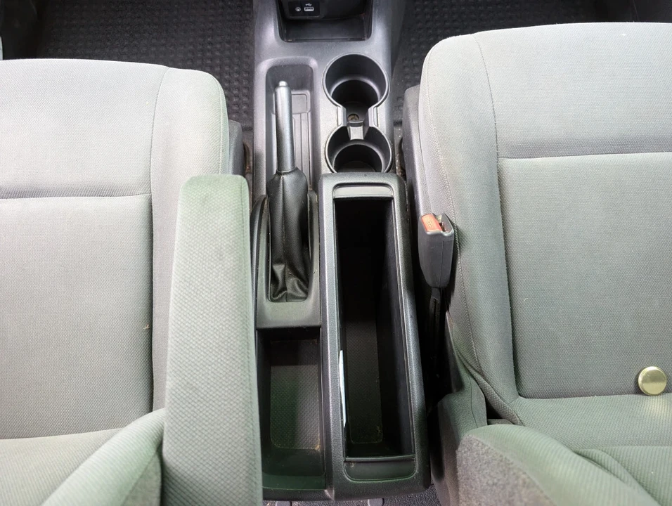 2020 Nissan NV - Image 17 of 21