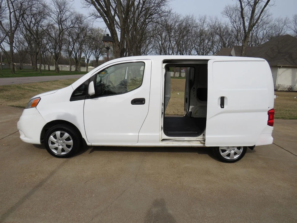 2020 Nissan NV - Image 7 of 12
