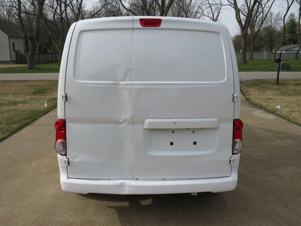 2020 Nissan NV - Image 8 of 12