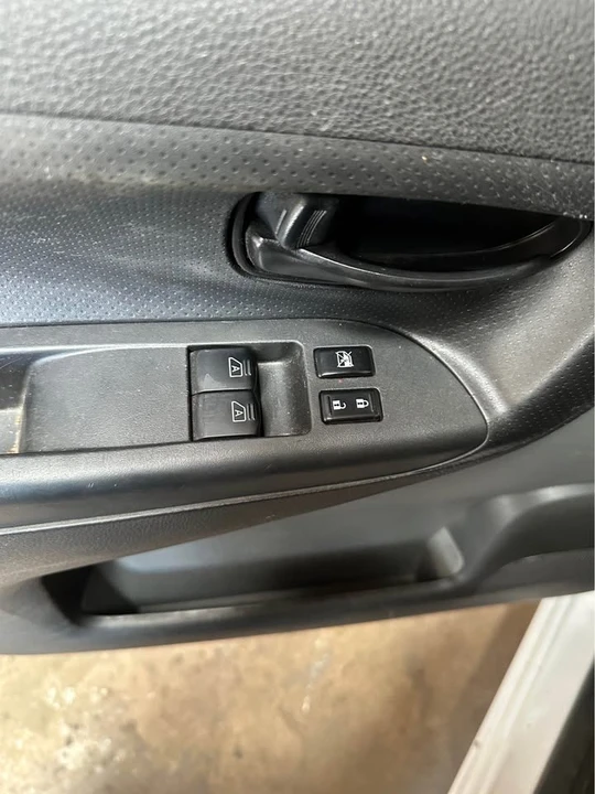 2020 Nissan NV - Image 16 of 20