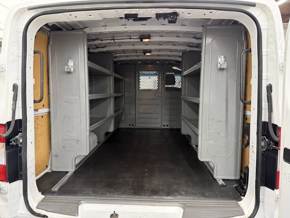 2020 Nissan NV2500 - Image 8 of 12