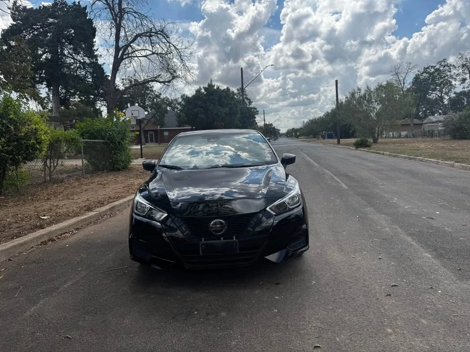2020 Nissan Versa - Image 5 of 5