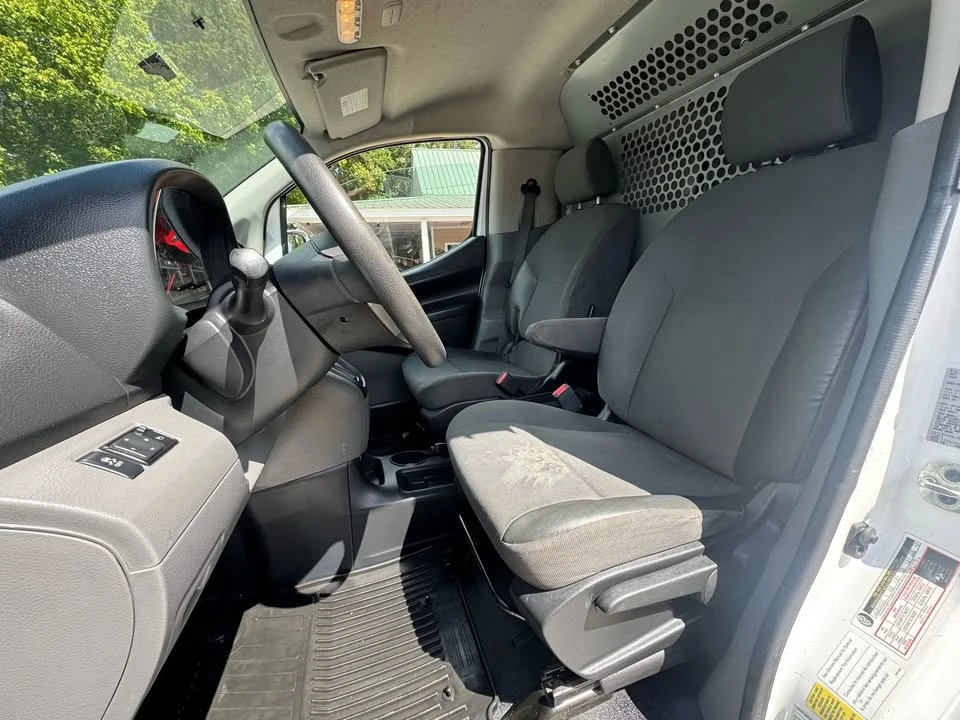 2020 Nissan NV - Image 10 of 20