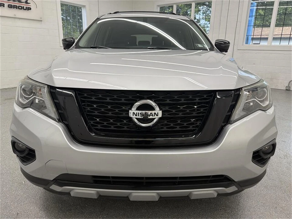 2020 Nissan Pathfinder 4th Gen - Image 2 of 17