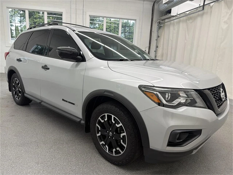 2020 Nissan Pathfinder 4th Gen - Image 3 of 17