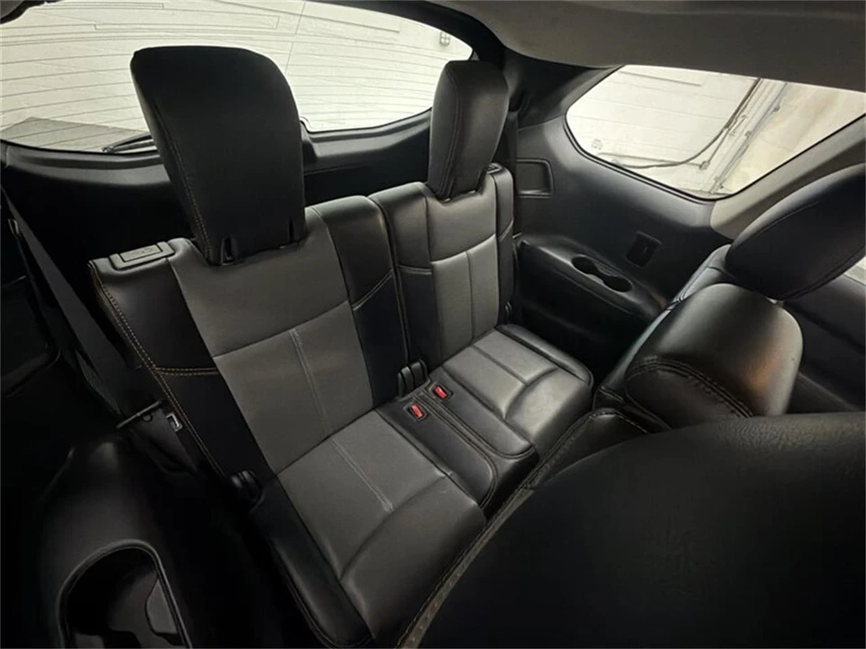 2020 Nissan Pathfinder 4th Gen - Image 15 of 17