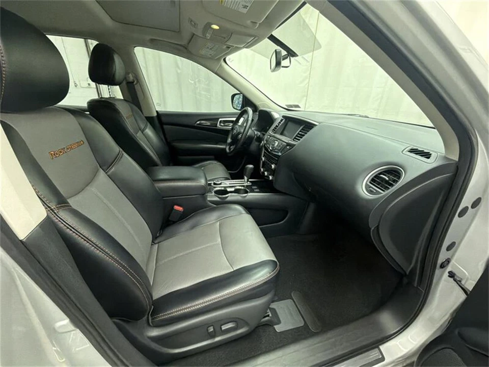 2020 Nissan Pathfinder 4th Gen - Image 13 of 17