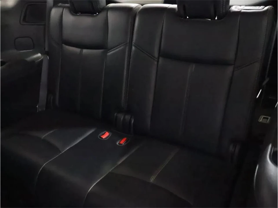 2020 Nissan Pathfinder 4th Gen - Image 27 of 31