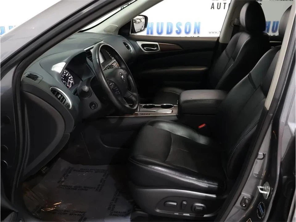 2020 Nissan Pathfinder 4th Gen - Image 14 of 31