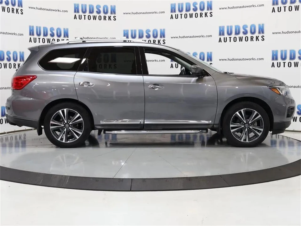 2020 Nissan Pathfinder 4th Gen - Image 7 of 31