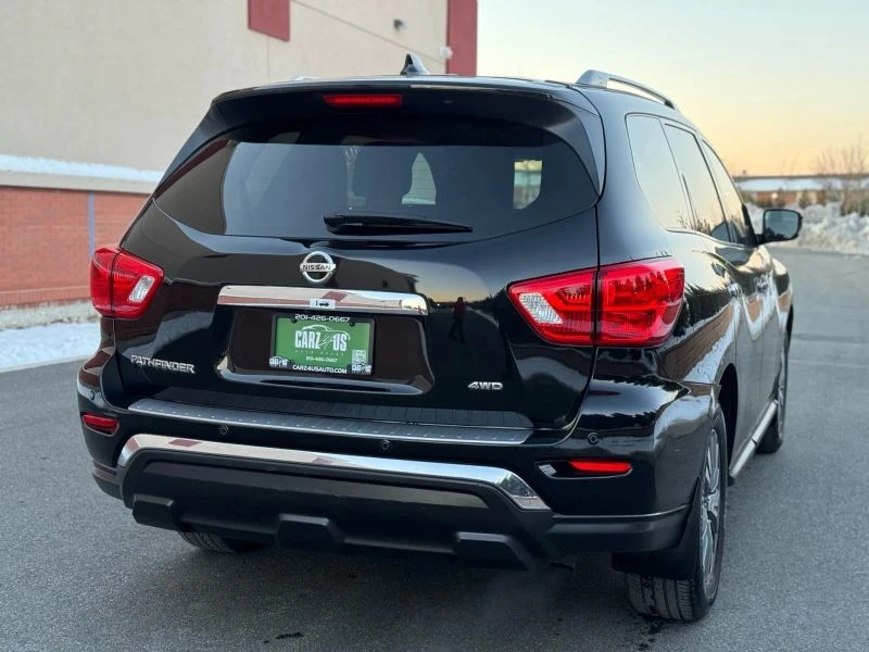 2020 Nissan Pathfinder 4th Gen - Image 8 of 12