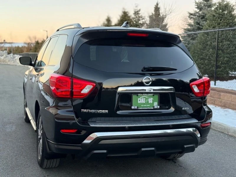 2020 Nissan Pathfinder 4th Gen - Image 10 of 12