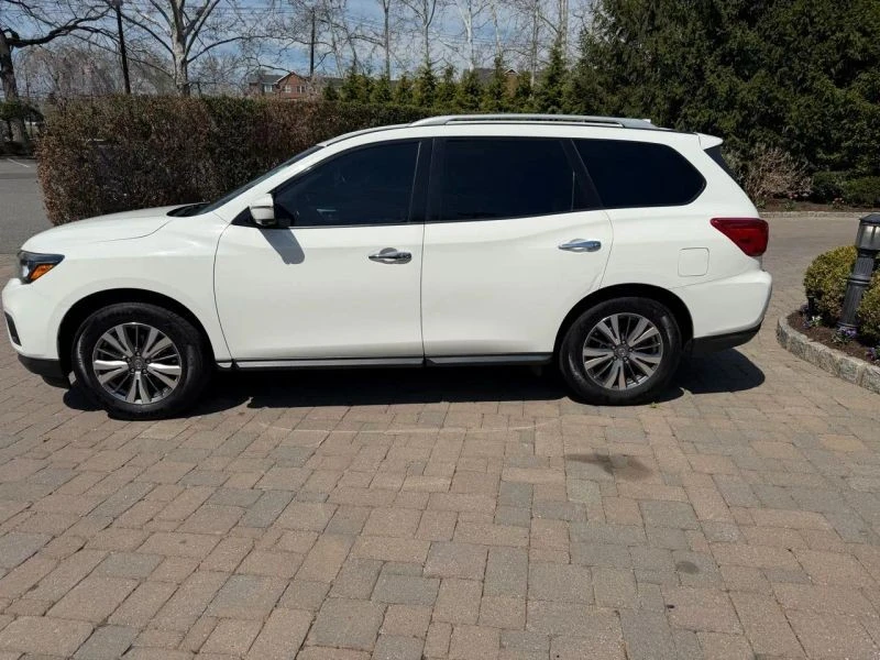 2020 Nissan Pathfinder 4th Gen - Image 8 of 12