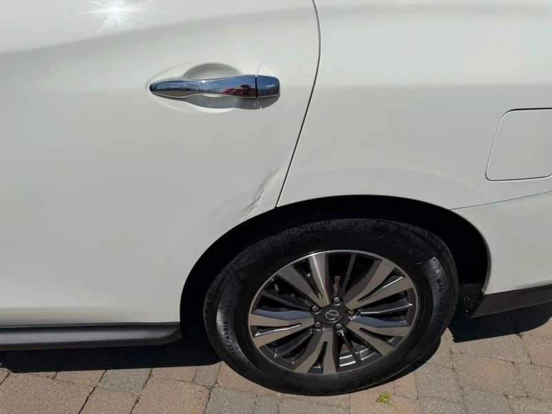 2020 Nissan Pathfinder 4th Gen - Image 10 of 12