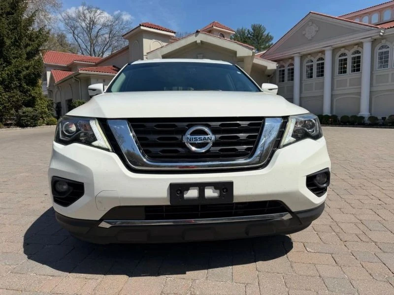2020 Nissan Pathfinder 4th Gen - Image 2 of 12
