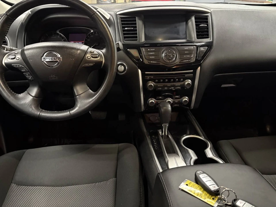 2020 Nissan Pathfinder 4th Gen - Image 17 of 21