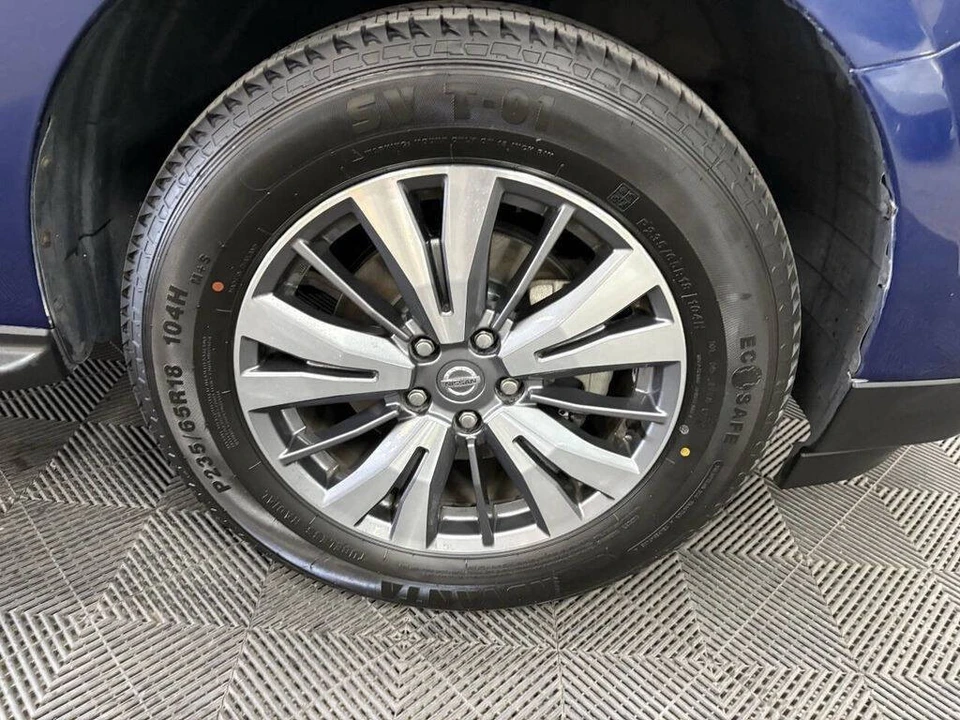 2020 Nissan Pathfinder 4th Gen - Image 13 of 21