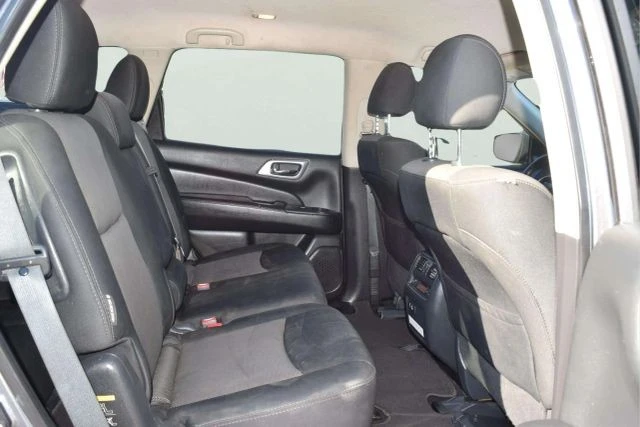 2020 Nissan Pathfinder 4th Gen - Image 16 of 21