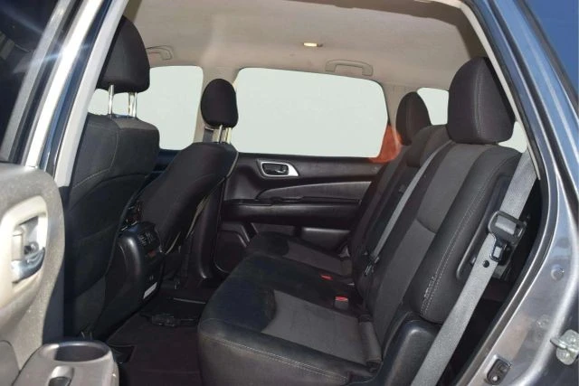 2020 Nissan Pathfinder 4th Gen - Image 13 of 21