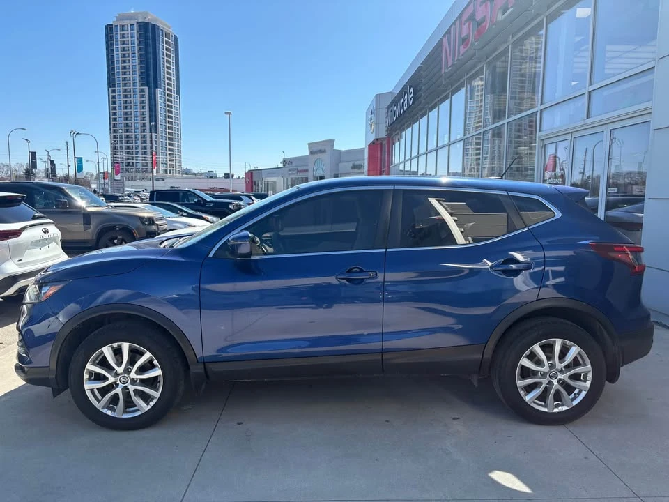 2020 Nissan Rogue - Image 7 of 16