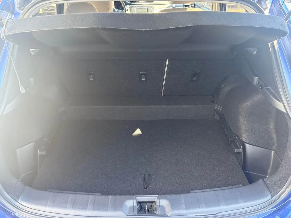 2020 Nissan Rogue - Image 15 of 16
