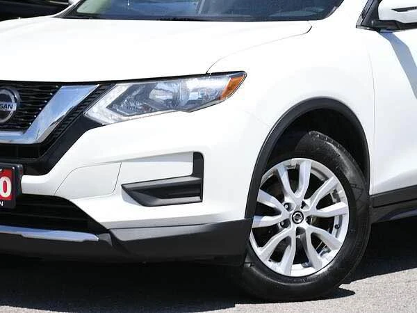 2020 Nissan Rogue - Image 8 of 19