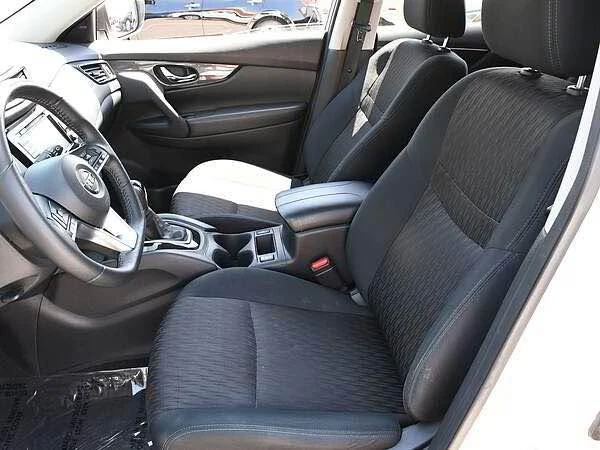 2020 Nissan Rogue - Image 13 of 19