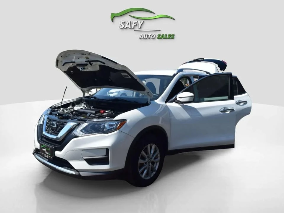 2020 Nissan Rogue - Image 15 of 18