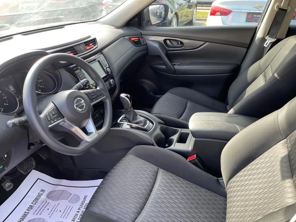 2020 Nissan Rogue - Image 8 of 19