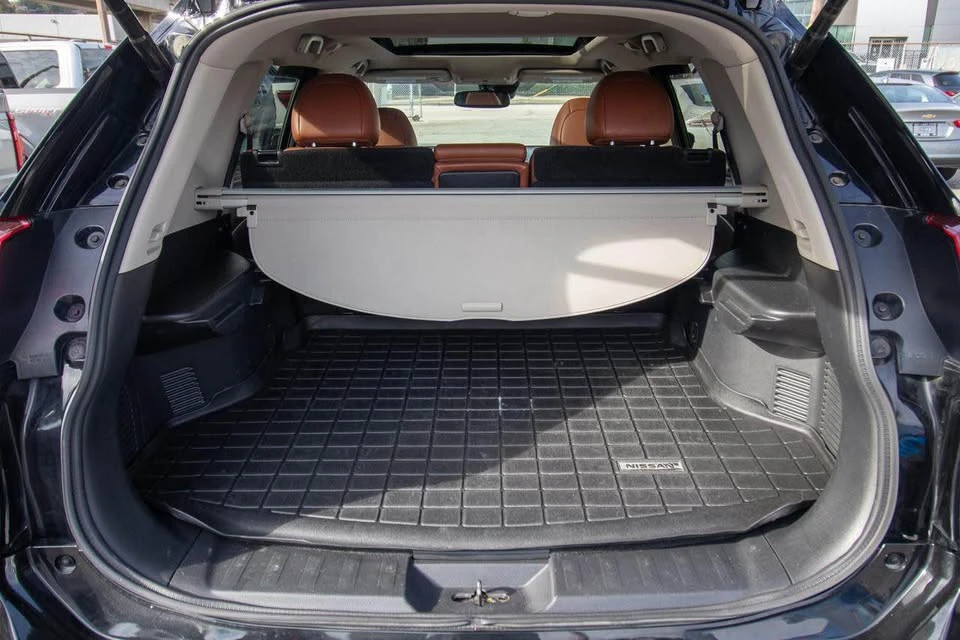 2020 Nissan Rogue - Image 4 of 17
