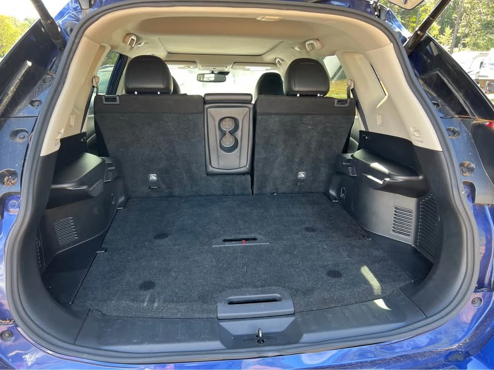 2020 Nissan Rogue - Image 16 of 20