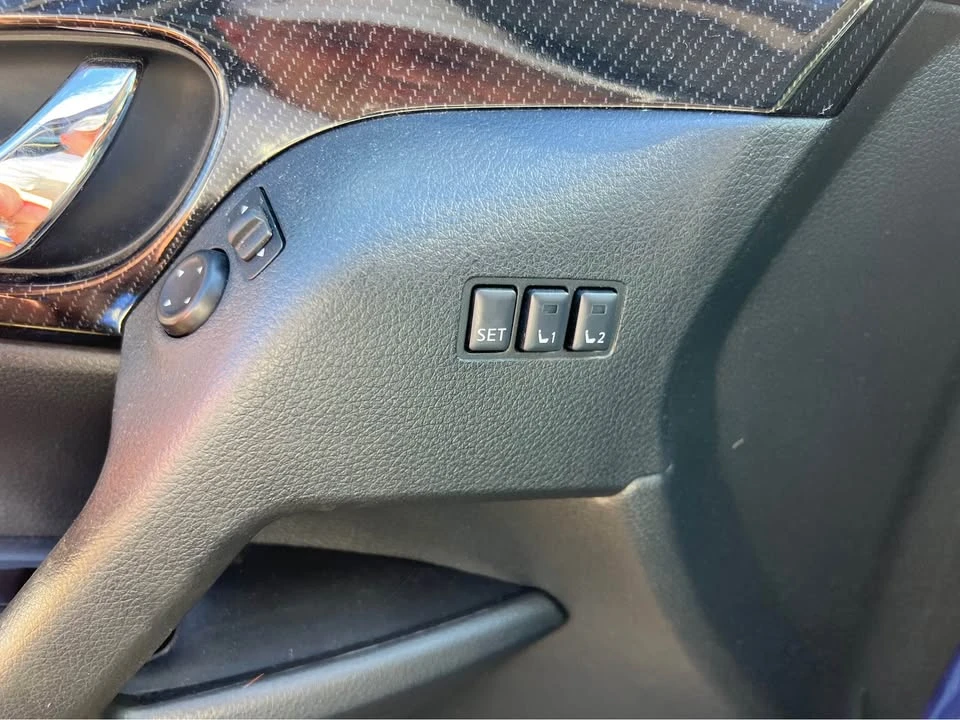2020 Nissan Rogue - Image 13 of 20
