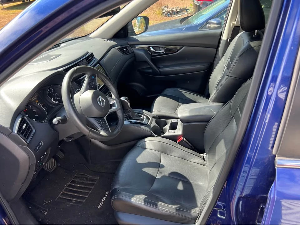 2020 Nissan Rogue - Image 8 of 20