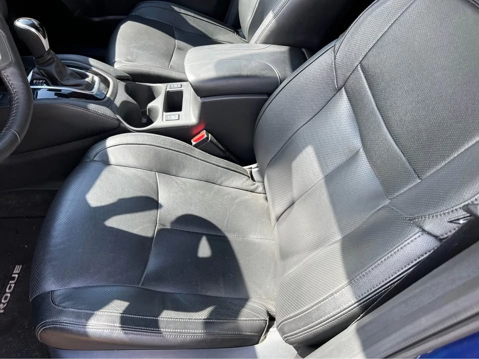 2020 Nissan Rogue - Image 10 of 20