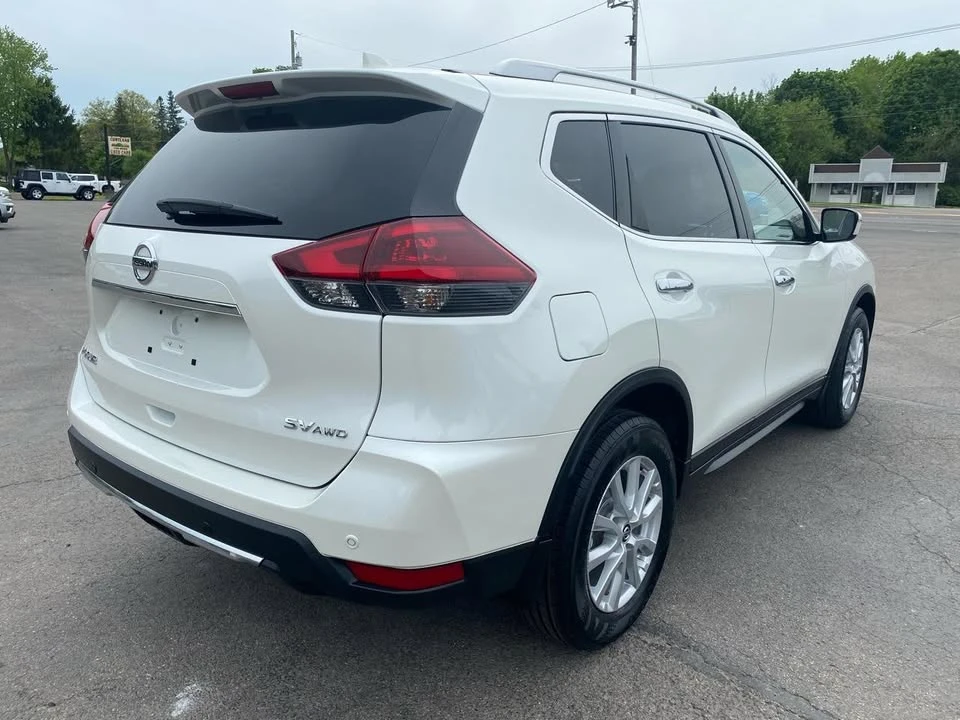 2020 Nissan Rogue - Image 5 of 20
