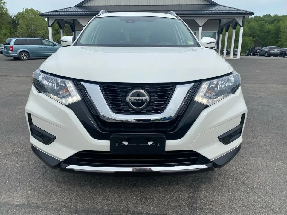 2020 Nissan Rogue - Image 2 of 20