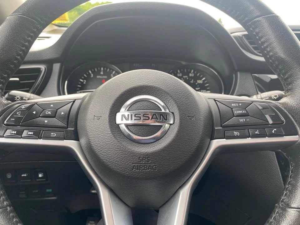 2020 Nissan Rogue - Image 19 of 20