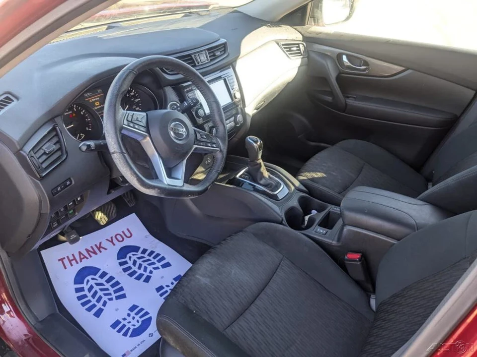 2020 Nissan Rogue - Image 6 of 12