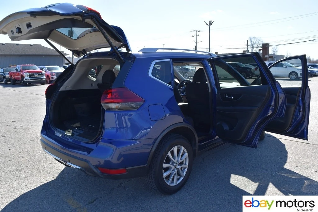 2020 Nissan Rogue - Image 19 of 21