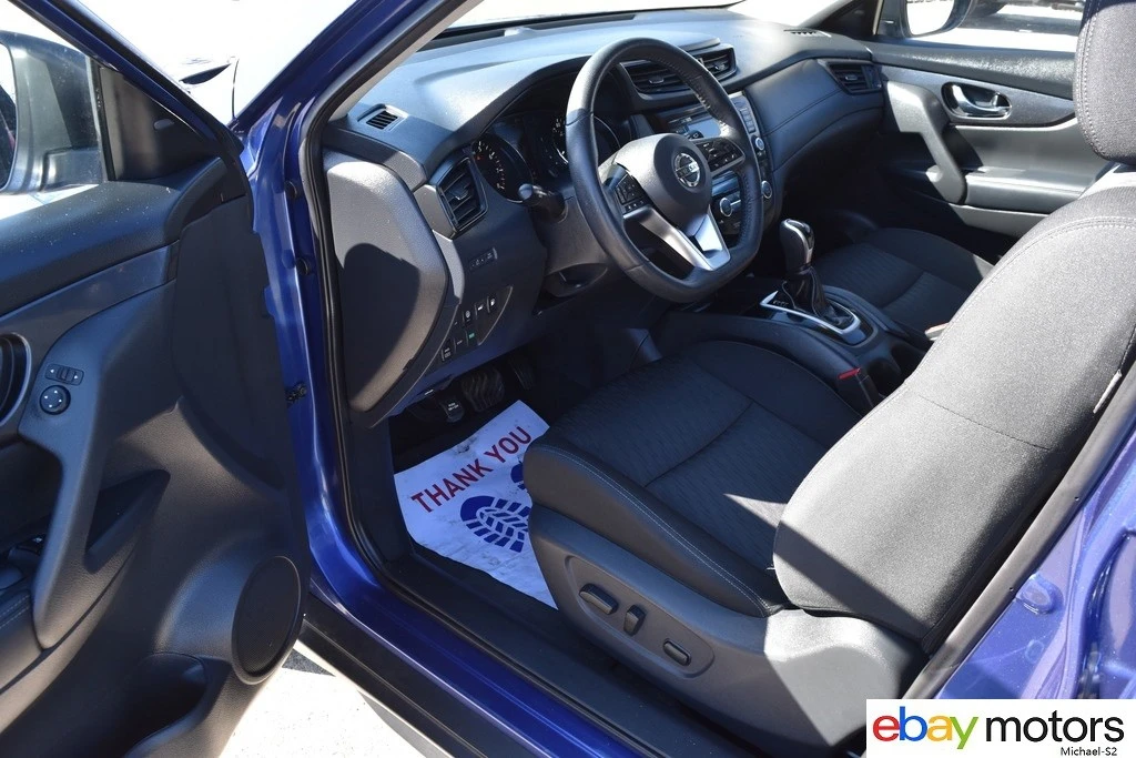 2020 Nissan Rogue - Image 11 of 21