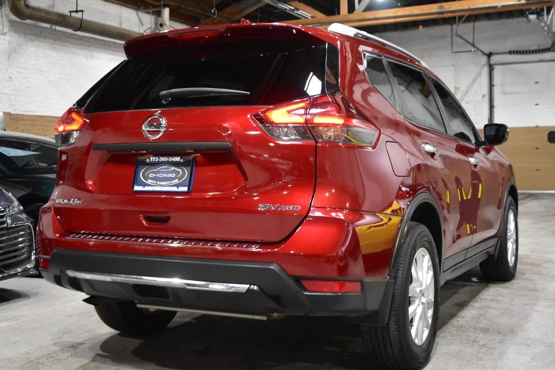 2020 Nissan Rogue - Image 7 of 21