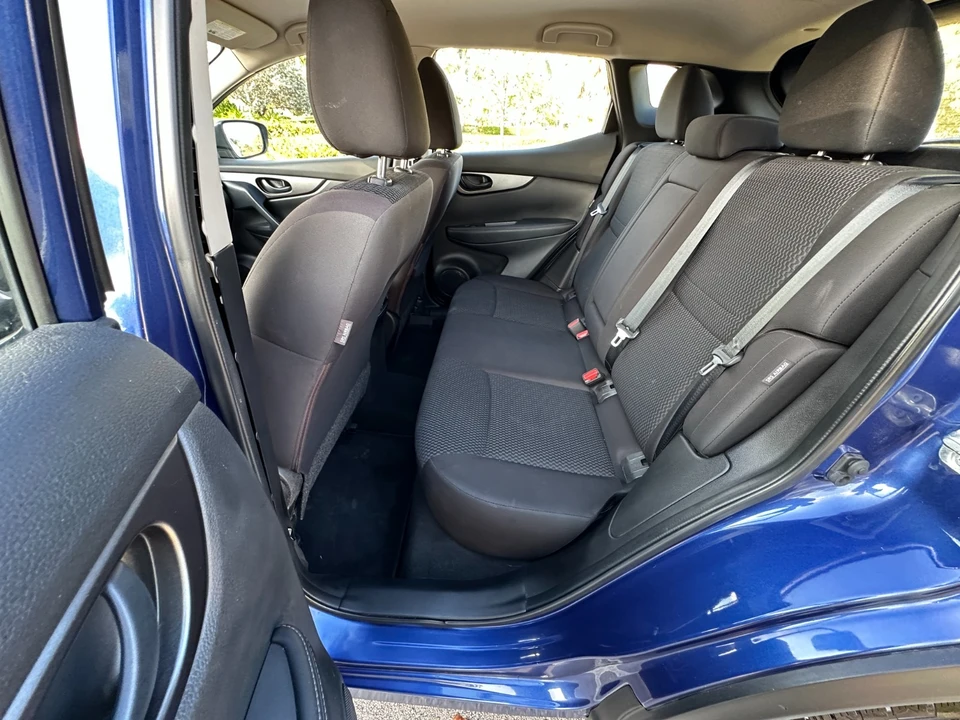 2020 Nissan Rogue - Image 19 of 21
